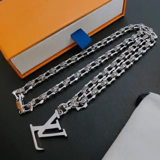 Louis Vuitton Monogram Link Chain Silver Large LV Pendant Necklace