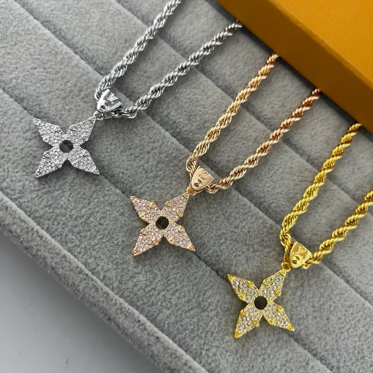 Louis Vuitton Monogram Star Rope Chain Necklace 6