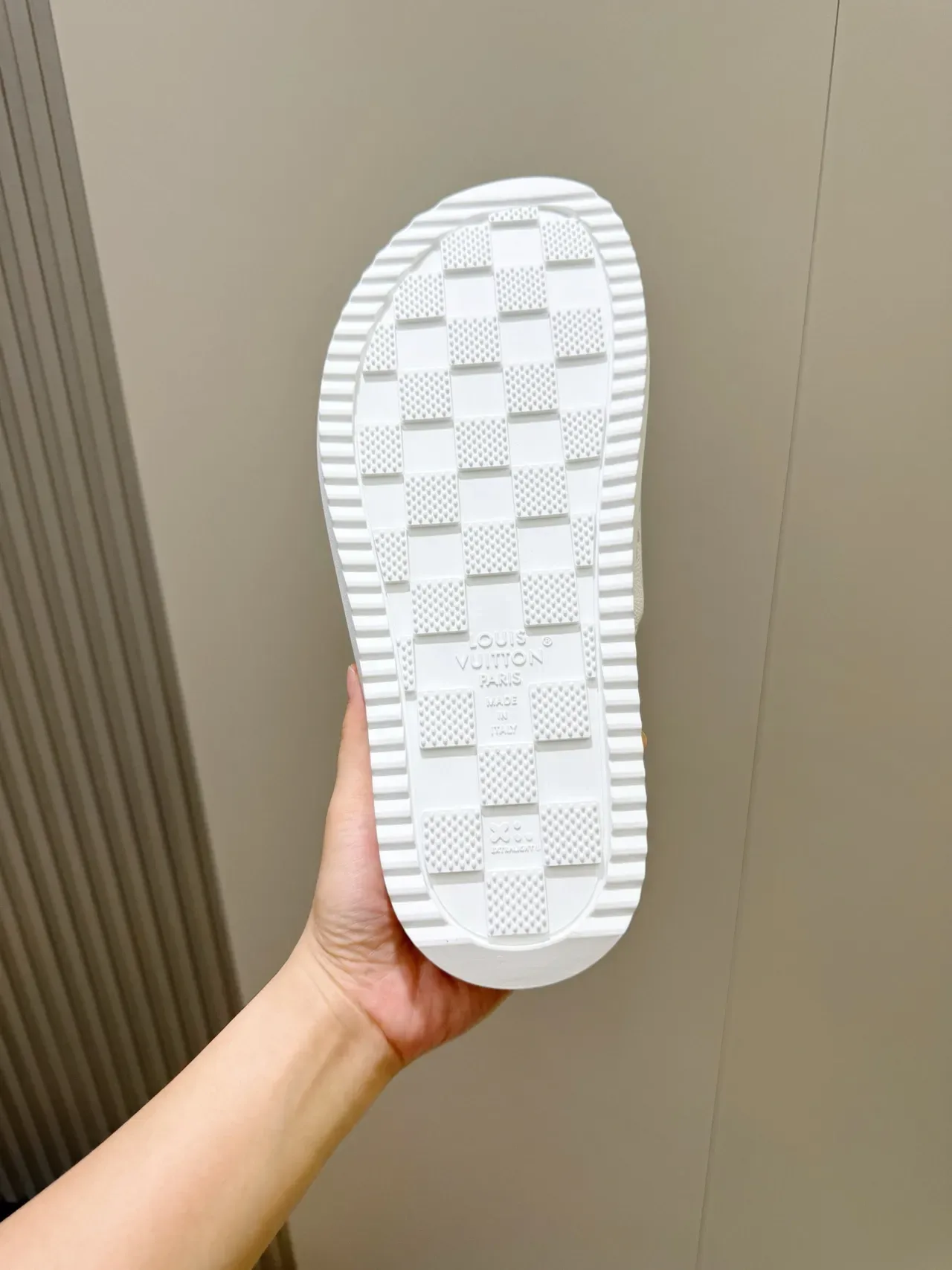 Louis Vuitton Monogram White Slide Slipper 2