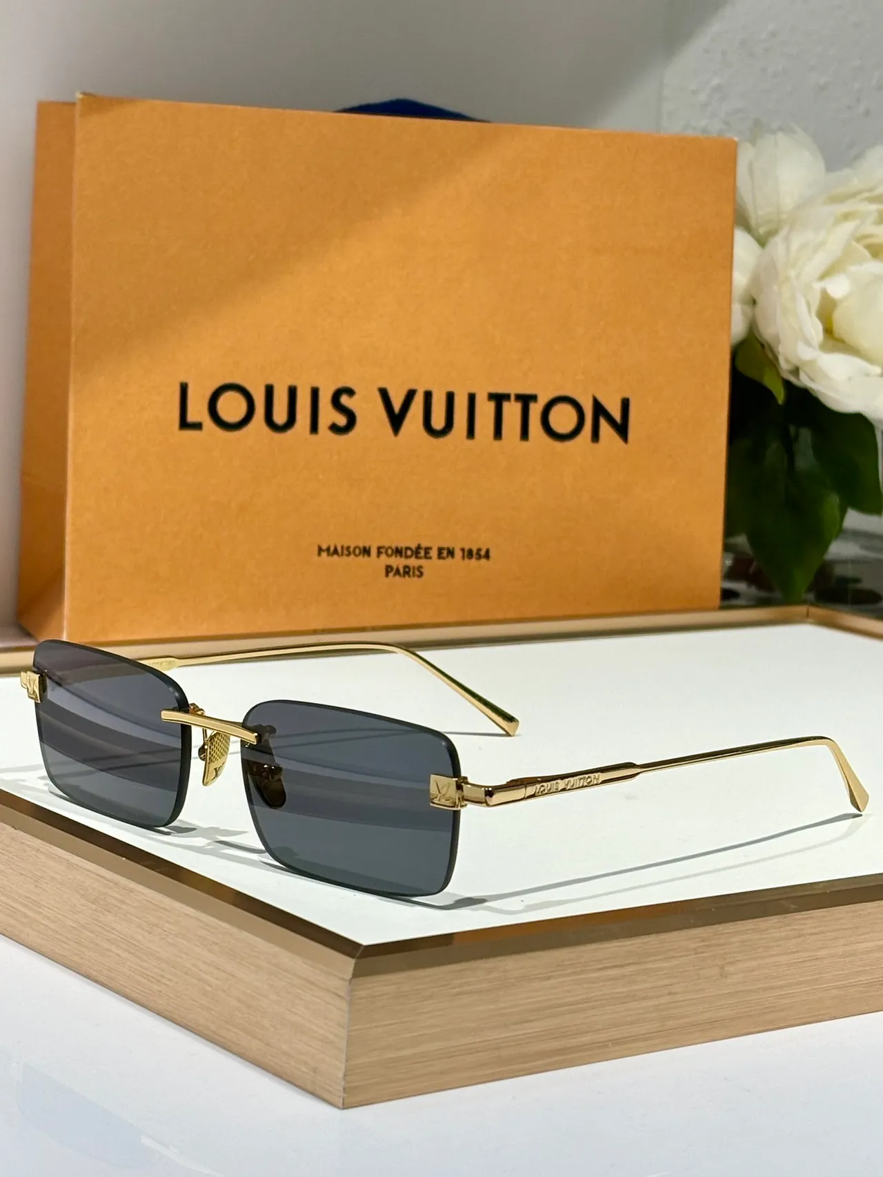 Louis Vuitton Monogrammed Lens Rectangular Rimless Sunglasses 6