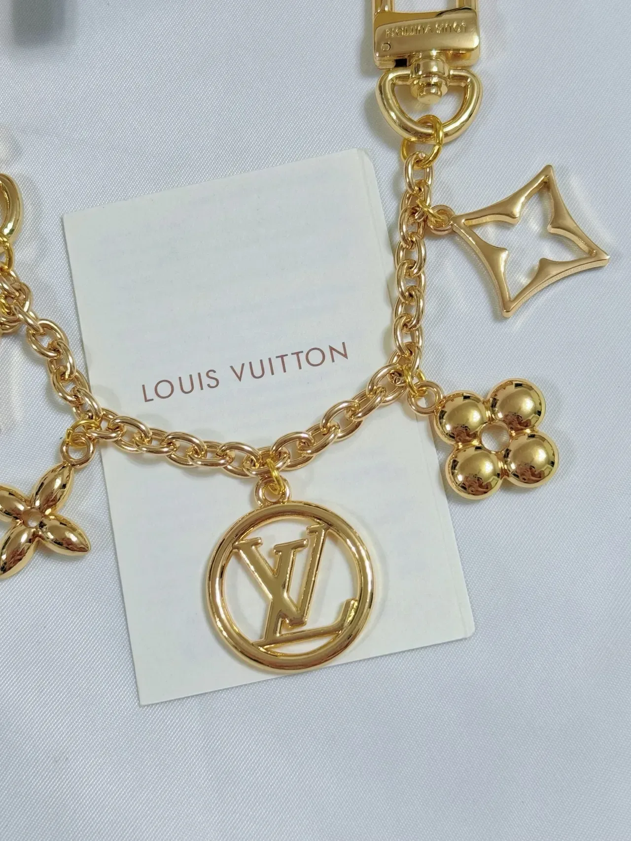 Louis Vuitton मल्टी चार्म गोल्ड-टोन चेन कीचेन ब्रेसलेट 5