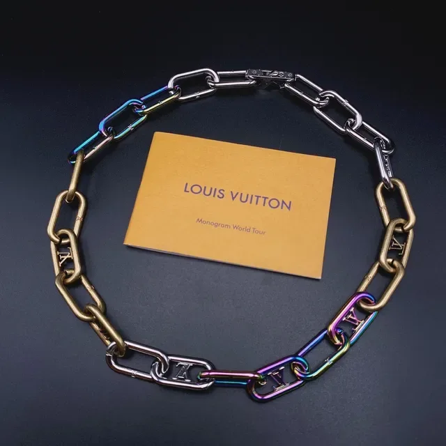 Louis Vuitton Multitone Monogram Chain Necklace 1