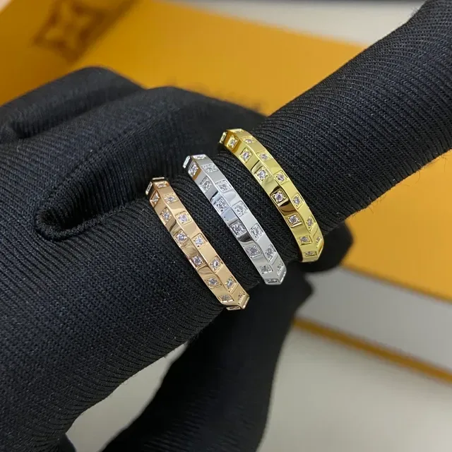 Louis Vuitton Pavé Square-Cut Stone Stackable Rings 2