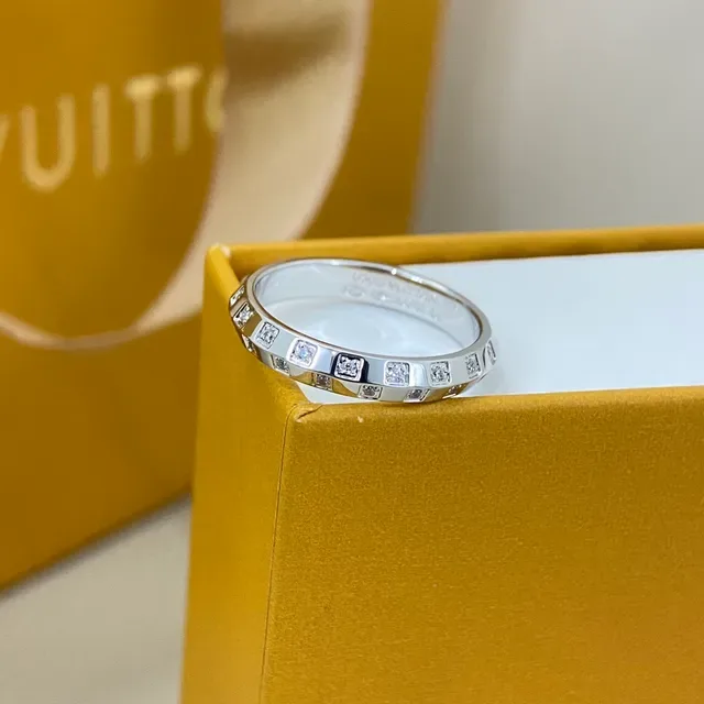 Louis Vuitton Pavé Square-Cut Stone Stackable Rings 4