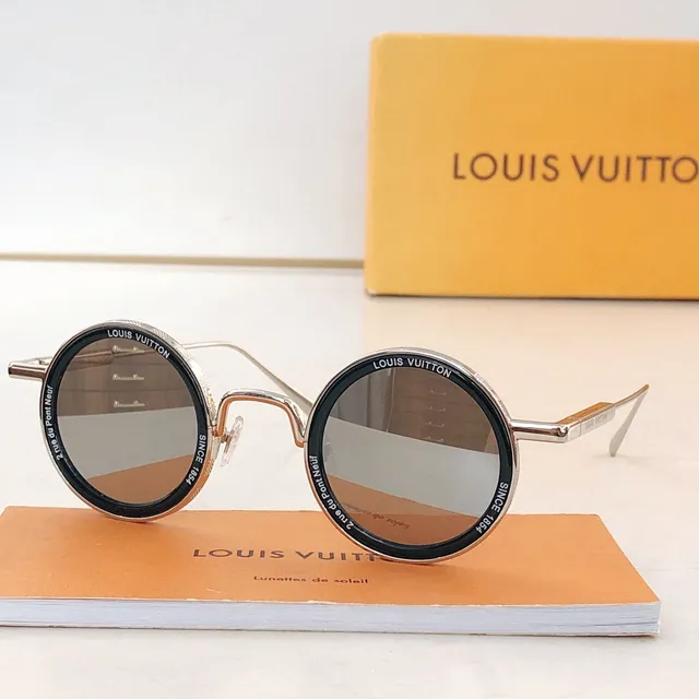 Louis Vuitton Round Monogram Mirrored Sunglasses 9