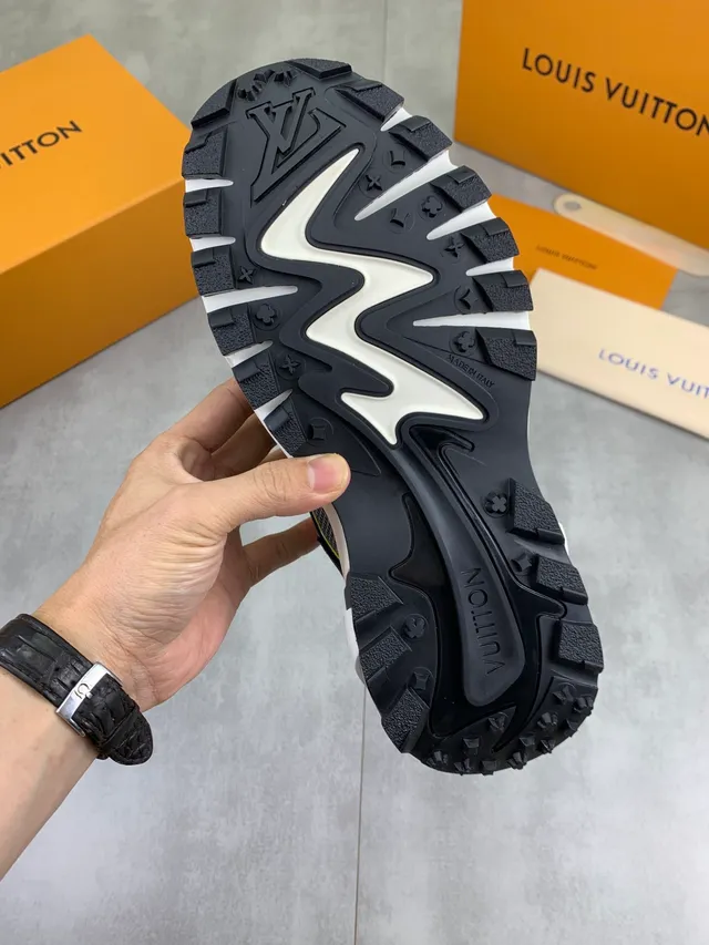 Louis Vuitton Run Away Black White Platform Sole Mesh And Synthetic Overlay Construction Chunky Sneakers 3