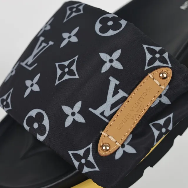 Louis Vuitton Run Away Monogram pantoufles noires et moutarde 6