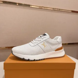 Louis Vuitton Run Away Tênis lifestyle brancos de malha tricotada