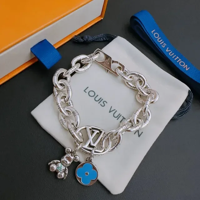 Louis Vuitton Silver Blue Chunky Oval-Link Chain Engraved LV Monogram Bracelet 5