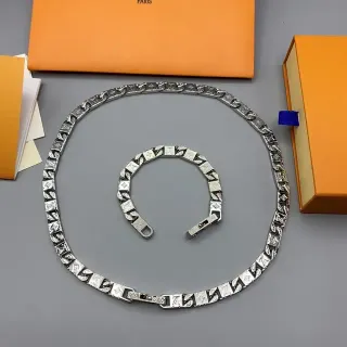 Louis Vuitton Silver Chunky Curb-Link Monogram-Engraved Necklace