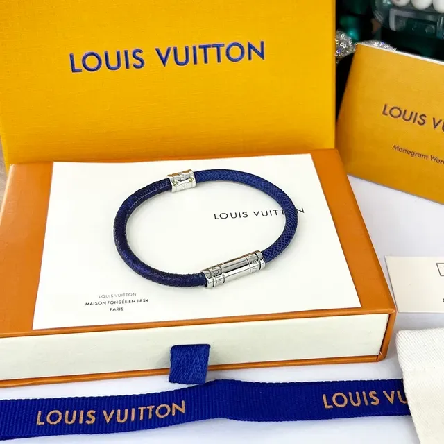 Louis Vuitton SPLIT Blue Textured Leather Bracelet 3