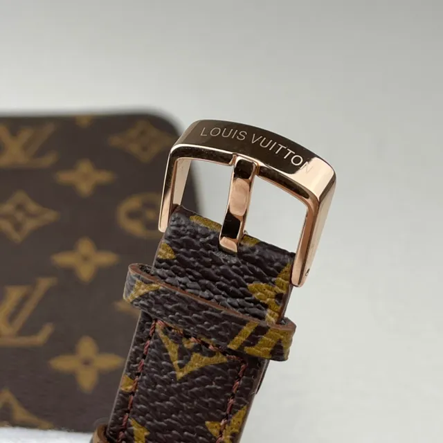Louis Vuitton Tambour Chronograph Cadran Noir Boîtier Or Rose Bracelet Monogramme Montre Mécanique 3
