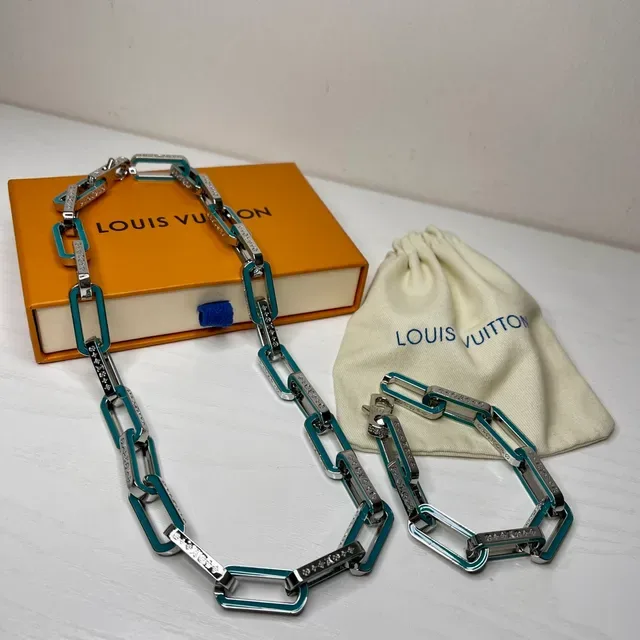 Louis Vuitton Teal Enamel and Pavé Crystal Chain Necklace 3