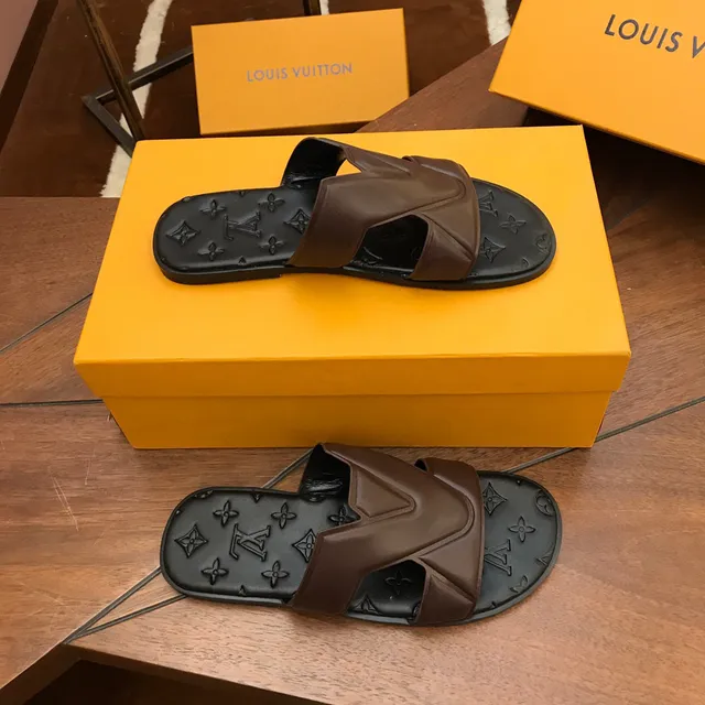 Louis Vuitton V-Strap Slipper Brown Black Monogram-Embossed Rubber Sole Slippers 3
