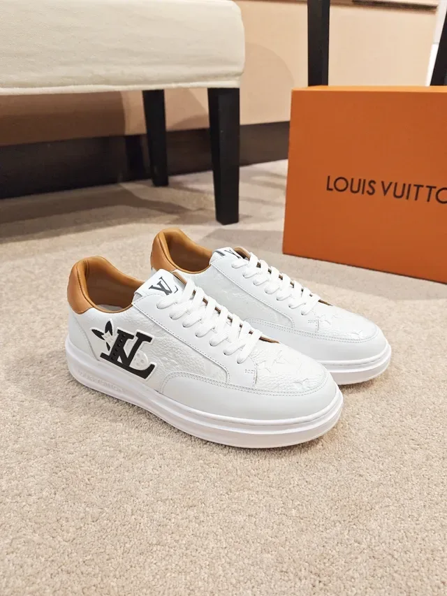 Louis Vuitton White Beige Leather Monogrammed Side Panel Lifestyle Sneakers 4