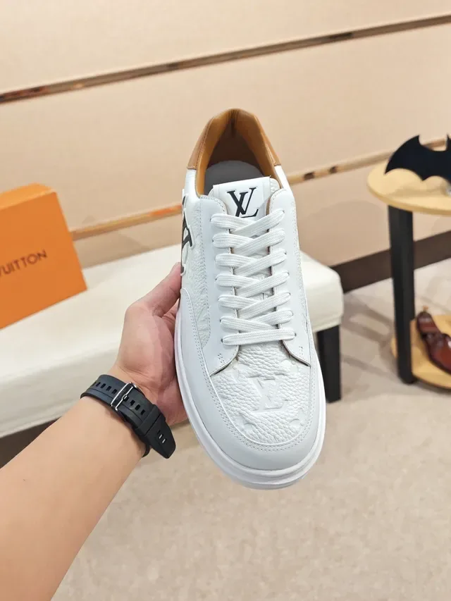 Louis Vuitton White Beige Leather Monogrammed Side Panel Lifestyle Sneakers 5