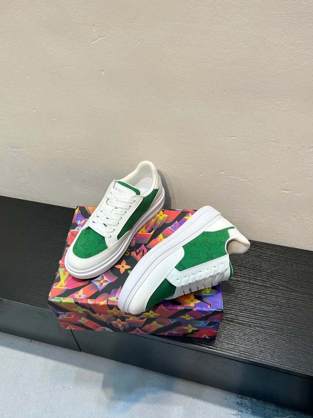 Louis Vuitton White Green Low-Top Monogram Canvas Lifestyle Sneakers 3