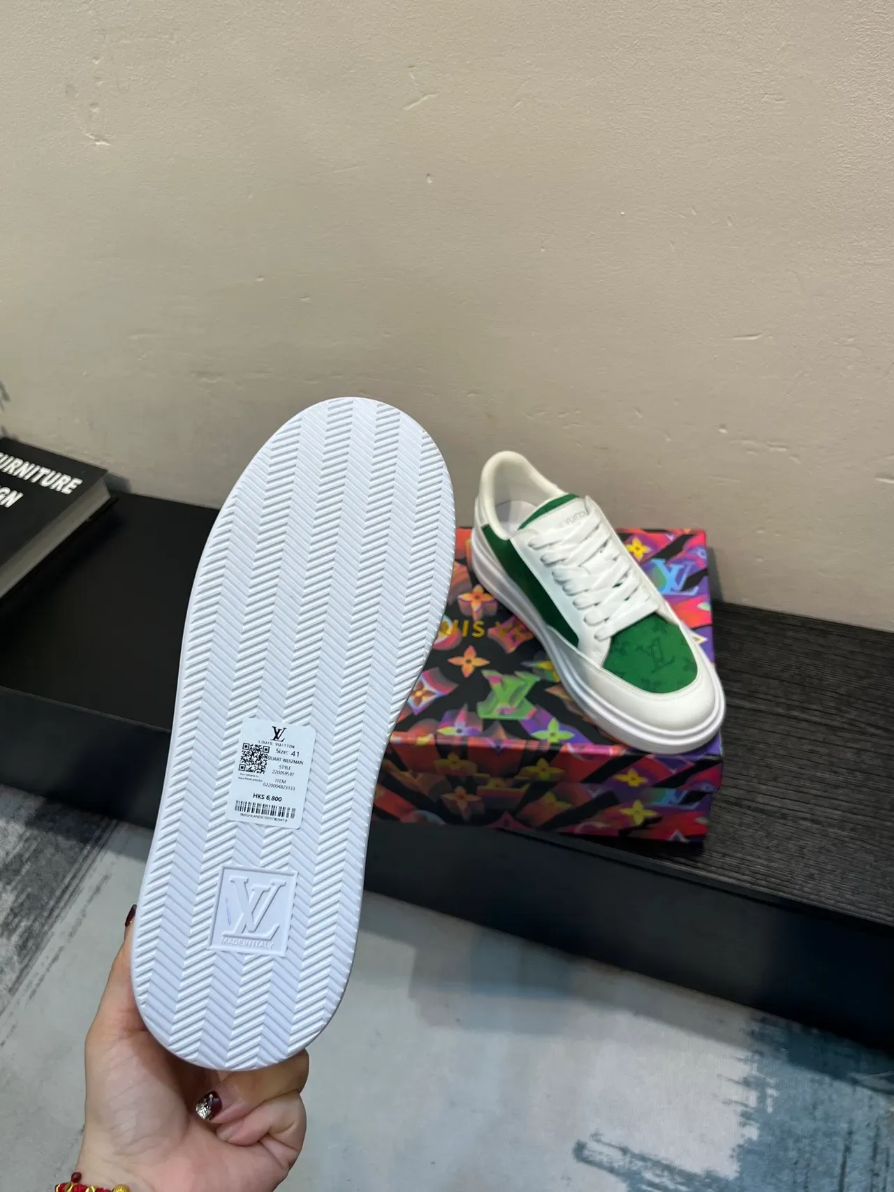 Louis Vuitton White Green Low-Top Monogram Canvas Lifestyle Sneakers 8