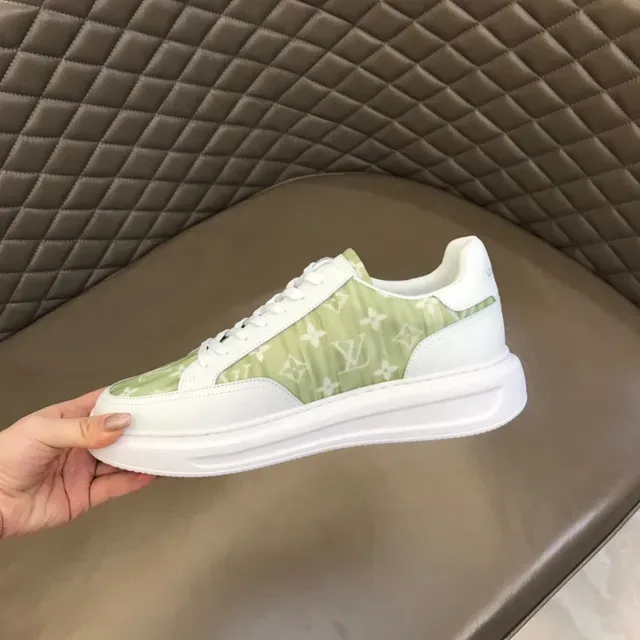 Louis Vuitton White Green Low-Top Platform Sole Lifestyle Sneakers 4