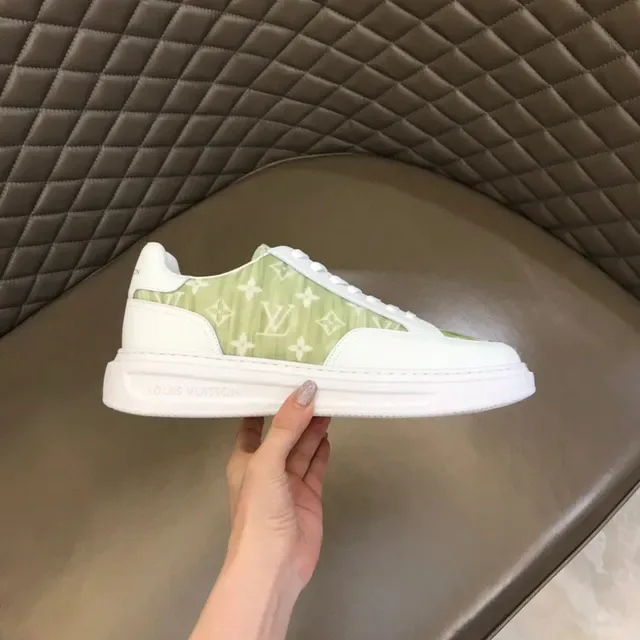 Louis Vuitton White Green Low-Top Platform Sole Lifestyle Sneakers 6