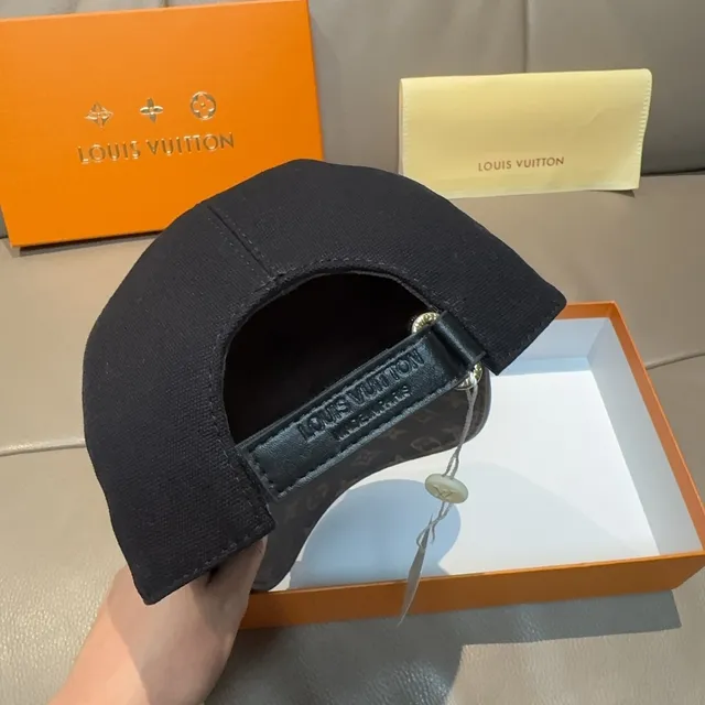 Louis Vuitton x Supreme Monogram Canvas Baseball Cap 3
