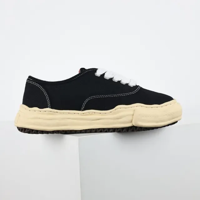 MMY Black Beige Canvas Upper Sculpted Cream Midsole Sneakers 7