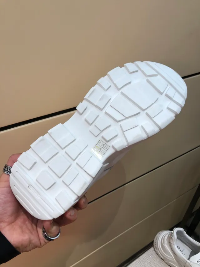 Marcelo Burlon County of Milan White Silhouette Sculpted Multi-Layered Sole Chunky Sneakers 3