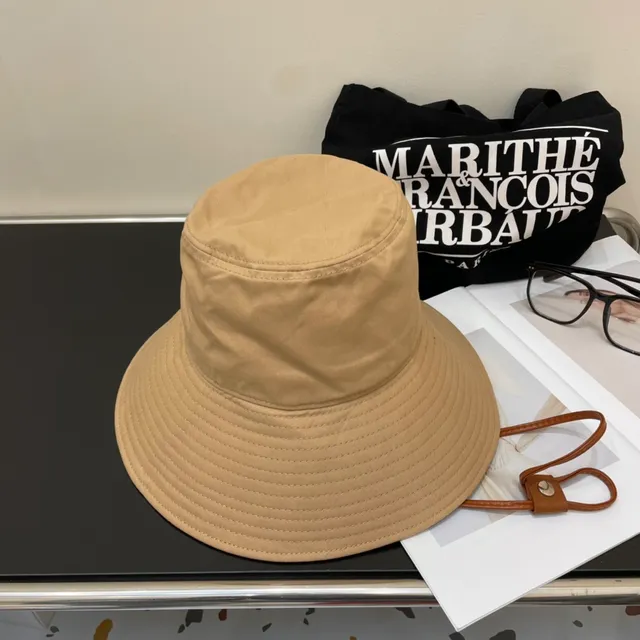 Miu Miu Wander beige blanc brodé logo cousu bord chapeau seau 8