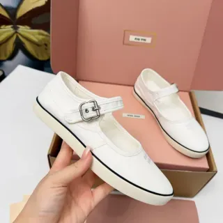 Miu Miu White Black Canvas Upper Piping Detail Mary Jane Shoes