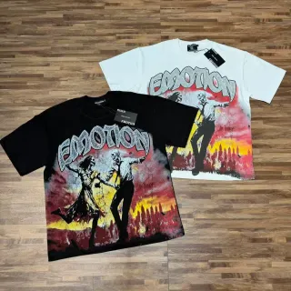 Camiseta oversized con estampado gráfico de emociones mixtas