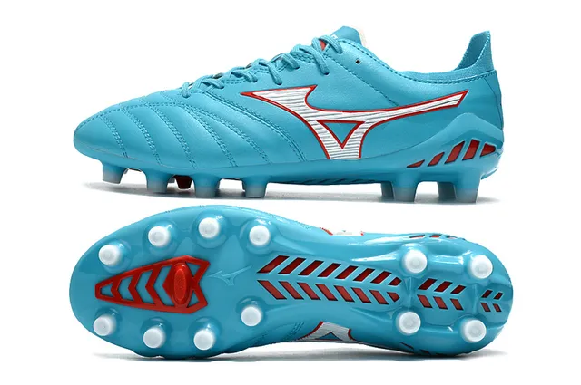 Mizuno Chaussures de football bleu rouge cuir matelassé accent logo Wave terrain ferme 6