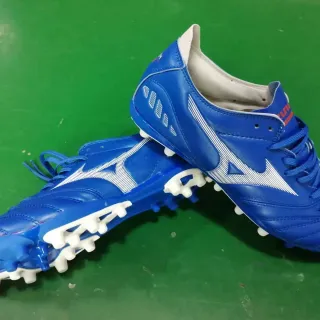 Mizuno Morelia Blue White Leather Upper Stitched Panel Construction Firm-Ground Soccer Shoes