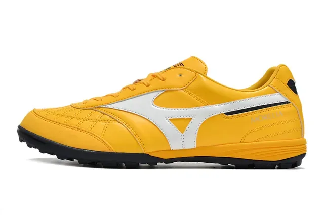 Mizuno Morelia Tênis Lifestyle Branco e Vermelho 23