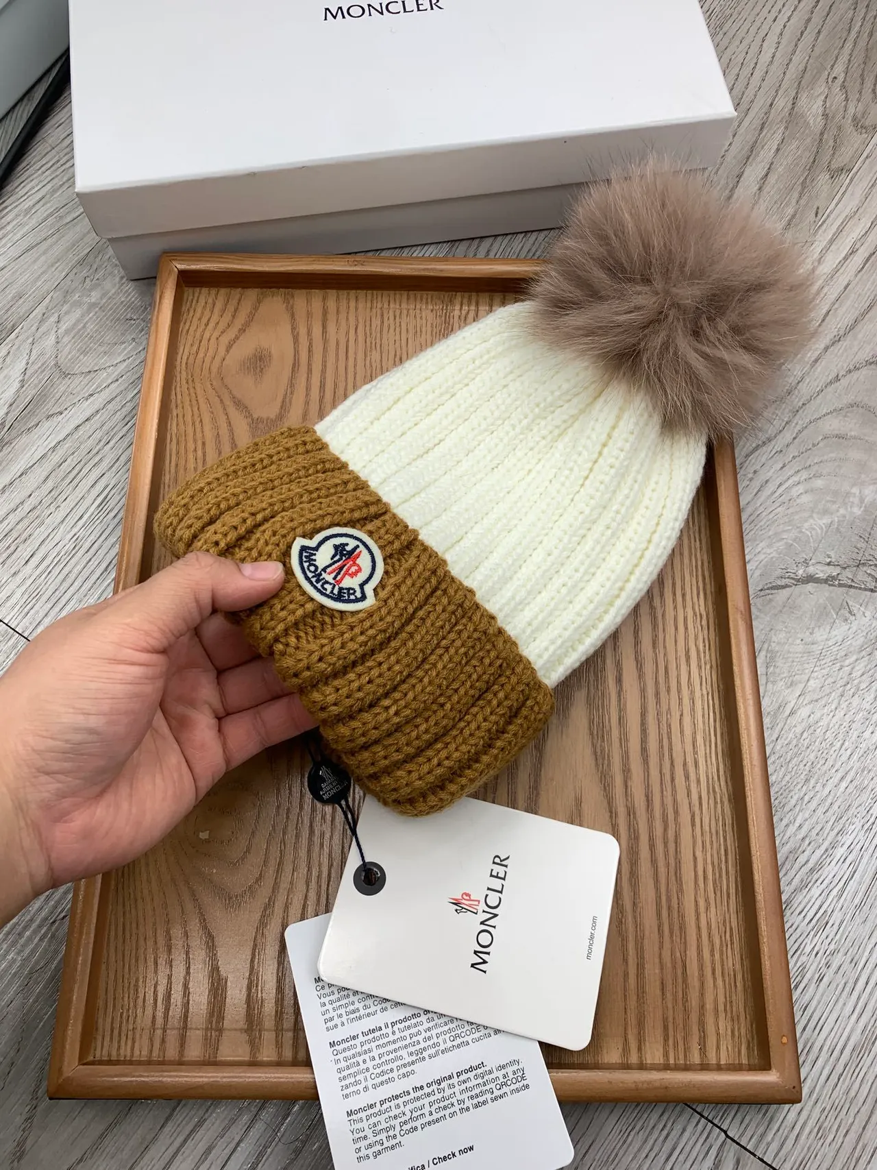 Moncler Gorro Bege Marrom Tricô Canelado Dois Tons Colorblock 6