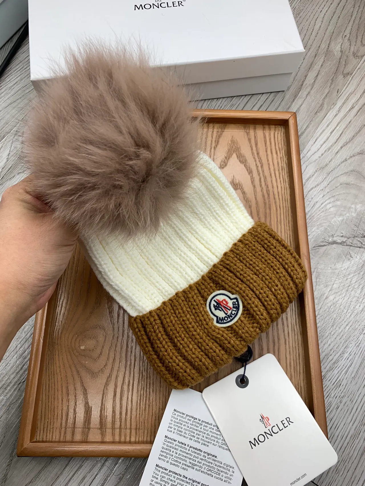 Moncler Gorro Bege Marrom Tricô Canelado Dois Tons Colorblock 7