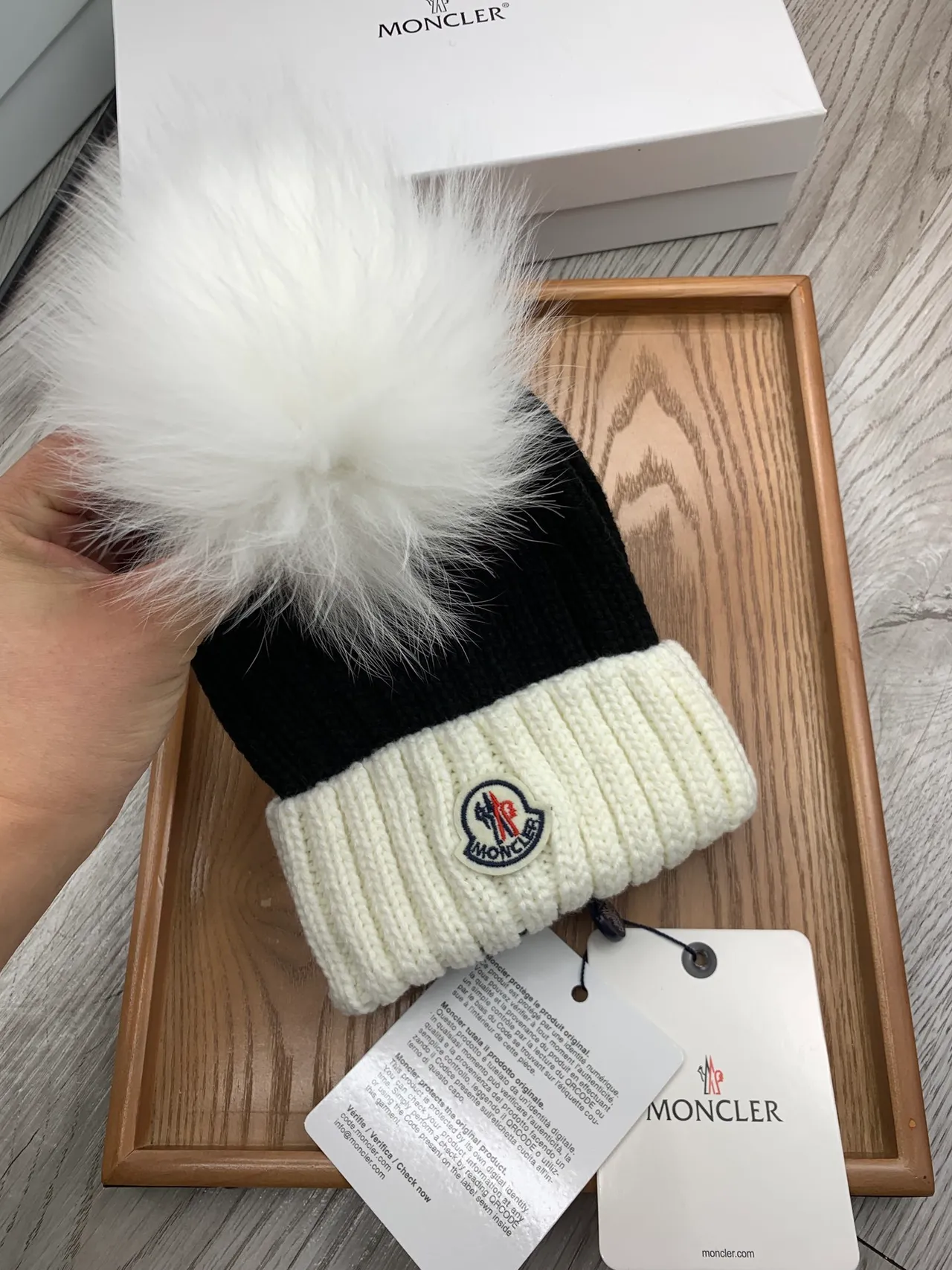 Moncler Noir Beige Tricoté côtelé Deux Tons Bonnet 7