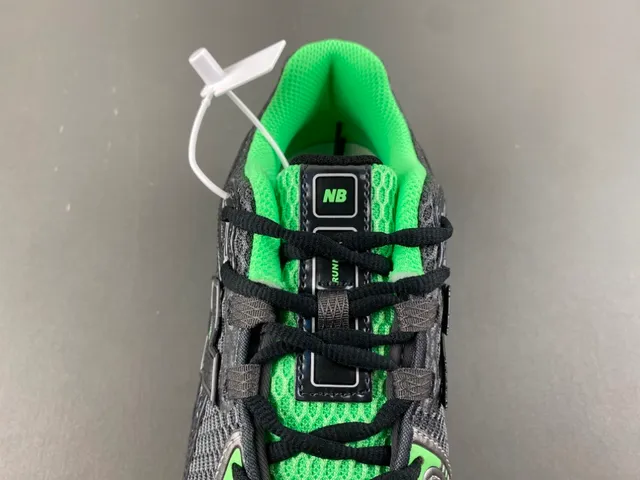 New Balance 1080 Black and Lime Green Chaussures de course 6