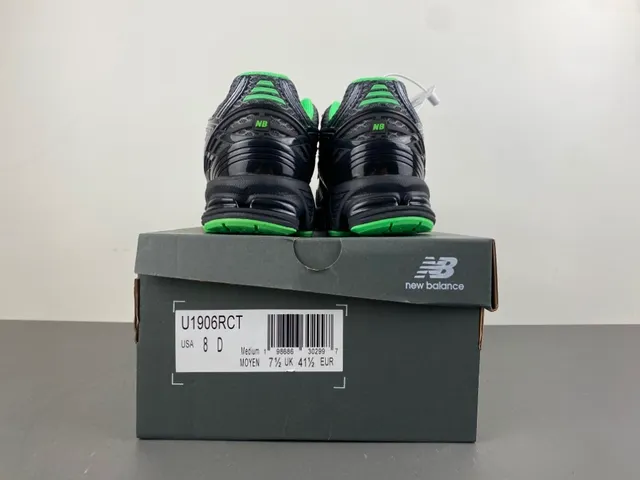 New Balance 1080 Black and Lime Green Chaussures de course 17