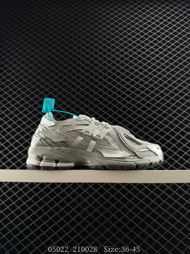 New Balance 2002R Chaussures chunky gris clair 6