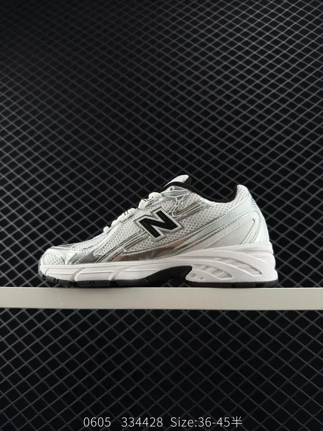 New Balance 740 Series Sneakers Rétro Lifestyle Blanc et Noir 5