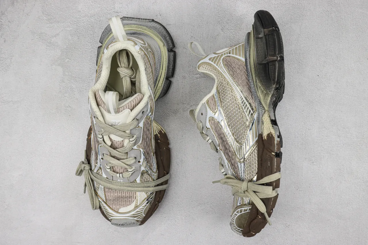 New Balance 9060 Beige Marron Semelle Multicouche Maille Et Superposition Synthétique Construction Baskets Épaisses 3