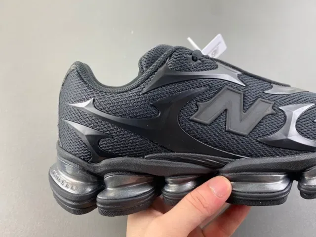 New Balance 9060 Tênis Lifestyle Preto Monocromo 3