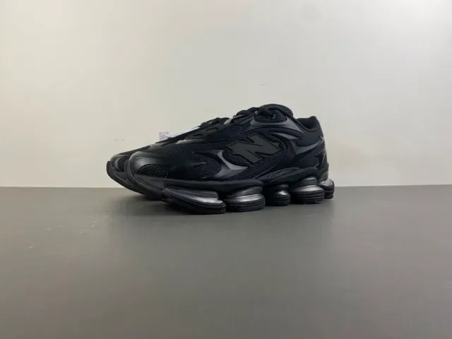 New Balance 9060 Tênis Lifestyle Preto Monocromo 10