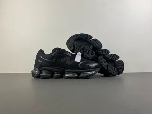 New Balance 9060 Tênis Lifestyle Preto Monocromo 12