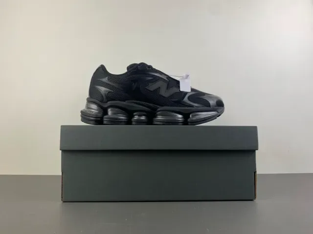 New Balance 9060 Tênis Lifestyle Preto Monocromo 15