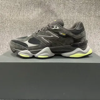 New Balance 9060 Gris foncé et jaune néon sneakers épaisses