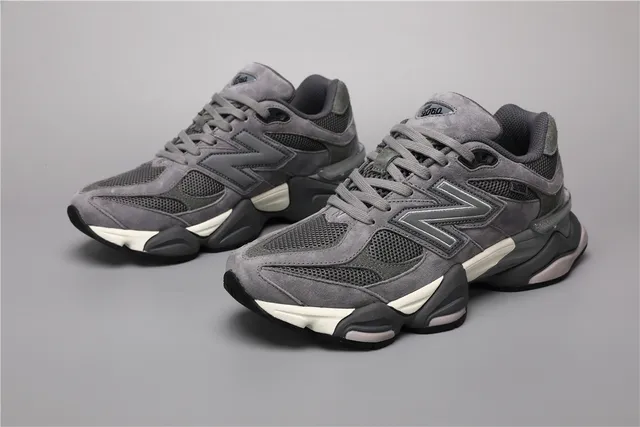 New Balance 9060 Chaussures Chunky Gris Maille et Daim 5