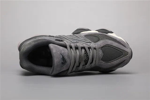 New Balance 9060 Chaussures Chunky Gris Maille et Daim 7