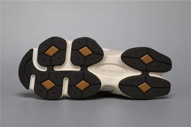 New Balance 9060 Tênis lifestyle de camurça marrom tan 2