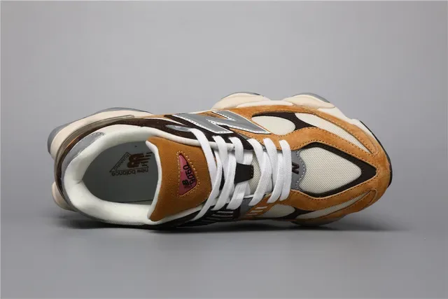New Balance 9060 Tênis lifestyle de camurça marrom tan 3